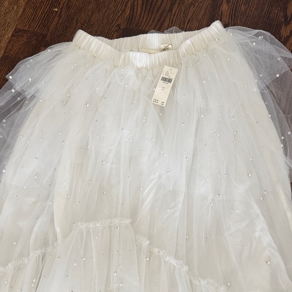 Maeve by Anthropologie  White Tulle with Pearls  Skirt - Picture 2 of 5